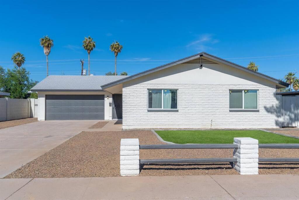 Cozy-Perfect Location-Private Pool-Heat Optional- Spring Training-Gcu Villa Phoenix Exterior foto